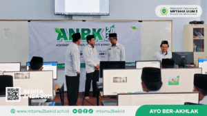 Pengawas Madrasah Monitoring Pelaksanaan ANBK di MTs Miftahul Ulum 2