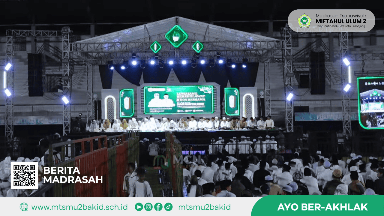 MTs Miftahul Ulum 2 Hadiri Lumajang Bersholawat dan Doa Bersama Hari Santri Nasional 2025