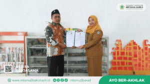 Perkuat Budaya Literasi, MTs Miftahul Ulum 2 Lanjutkan Kerjasama dengan Disarpus Kab. Lumajang
