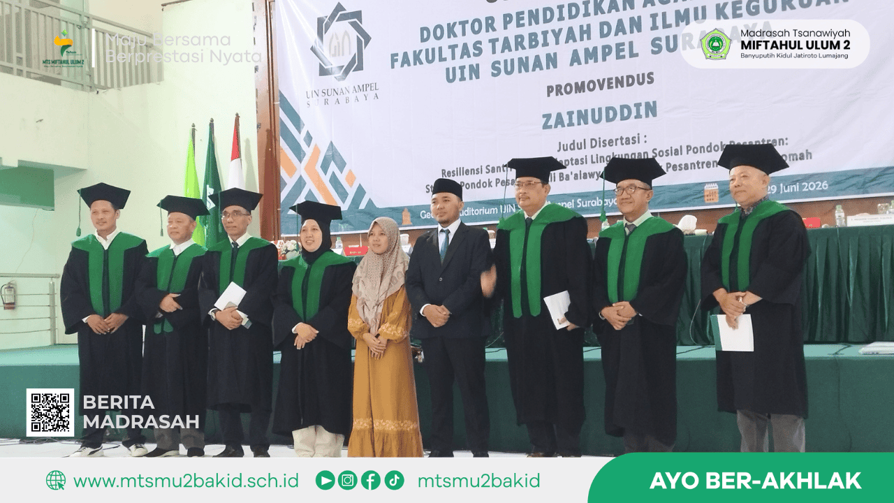 Guru MTs Miftahul Ulum 2 Resmi Sandang Gelar Doktor dengan Predikat “Dengan Pujian”