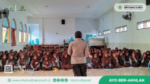 Hari Ketiga MATAMUDA: Tim Polres Lumajang Berikan Edukasi Anti-Bullying dan Ekstremisme